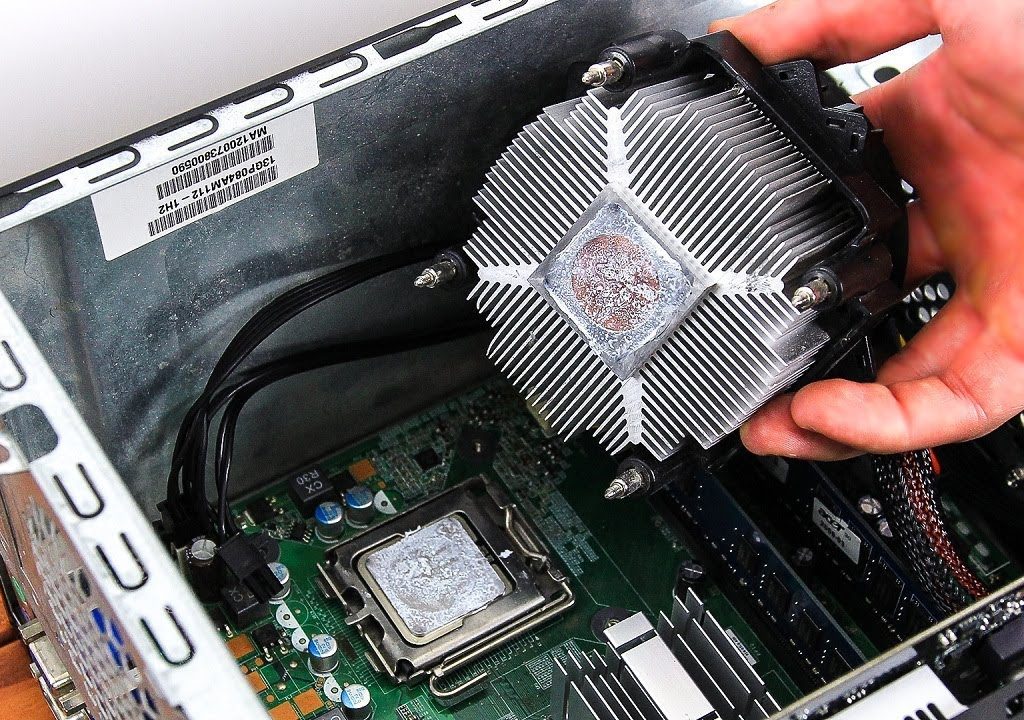 Установка (замена) кулера системы охлаждения ЦП (включает нанесение термопасты)