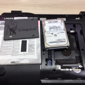 Установка (замена) накопителя (HDD SSD)