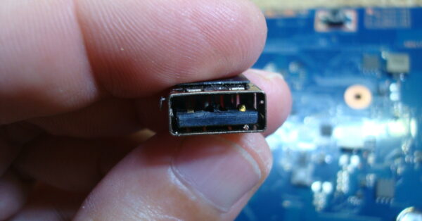 Замена USB разъемов