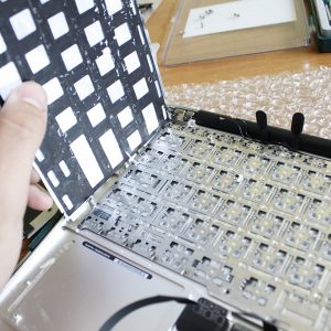 Чистка клавиатуры ноутбука после залития жидкостями