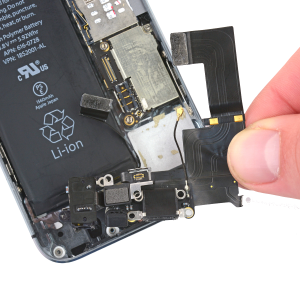 Замена шлейфов внутренних компонентов